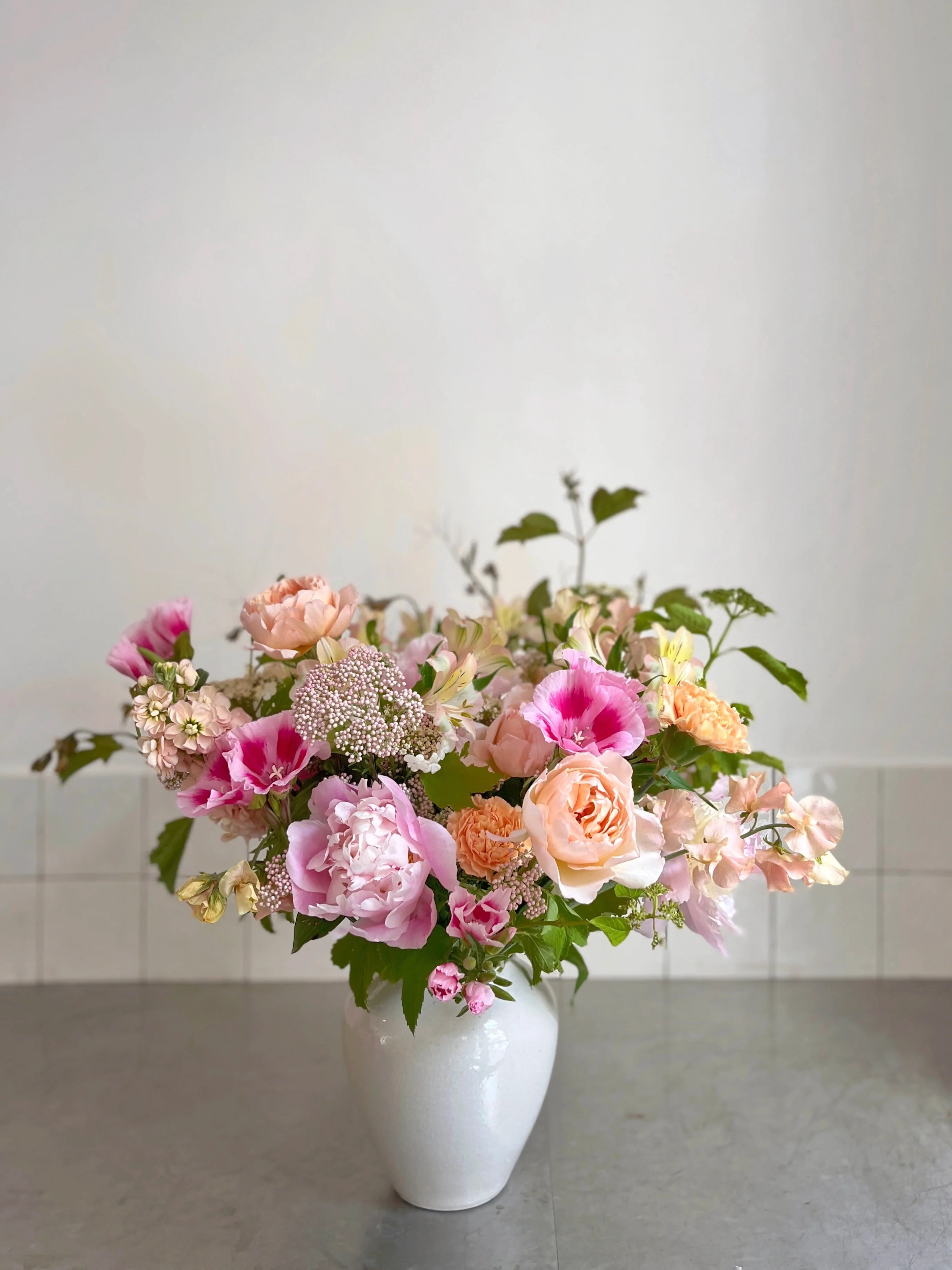 Vase artisanal portugais rond - Image 3